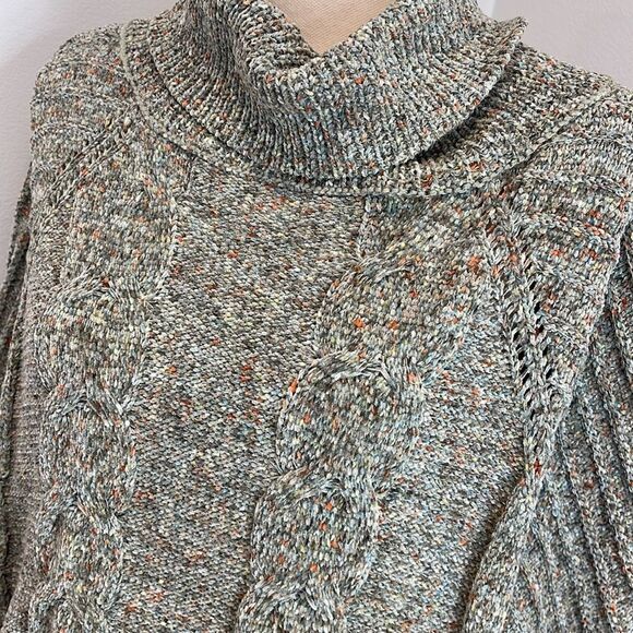 Super soft Cowl Neck Sweater - Picture 2 of 7